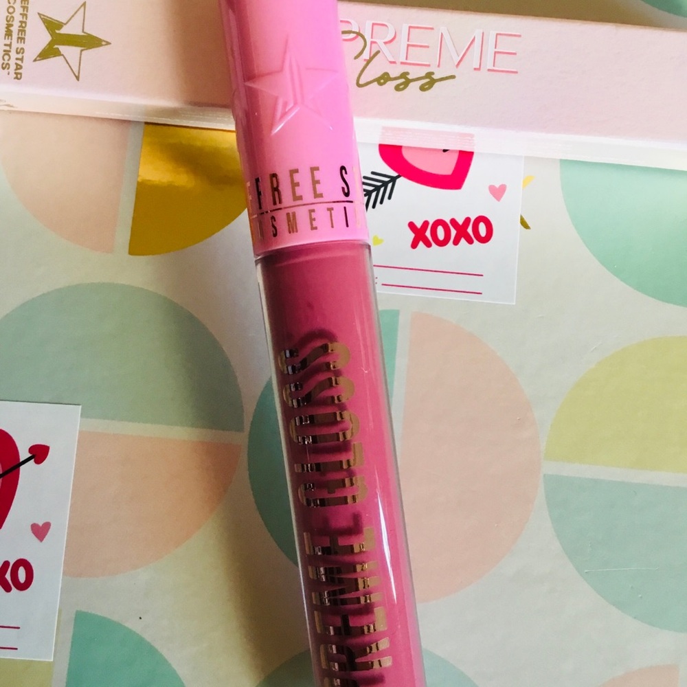 Jeffree Star No Shame color Supreme Lipstick